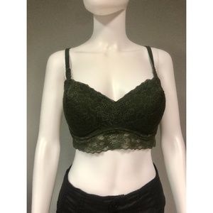 Victoria's Secret M (D-DD) lace bralette